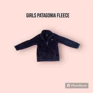Almost new girls navy blue Patagonia 1/4 zip pullover fleece